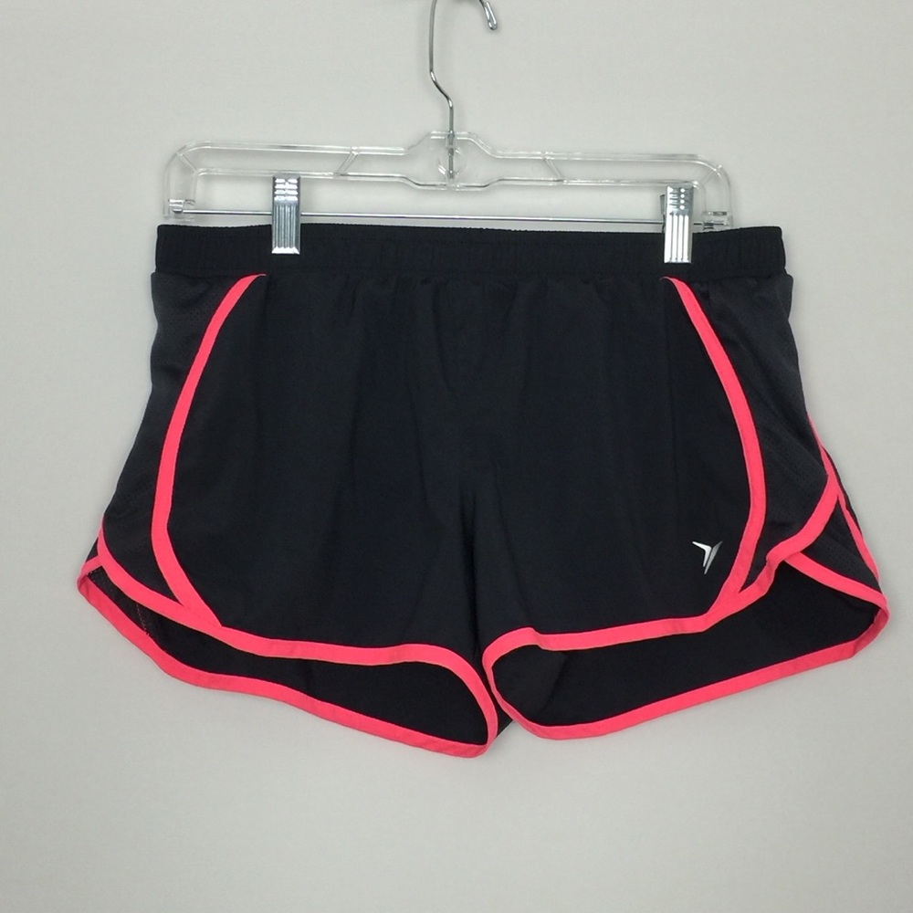 OLD NAVY ACTIVE SHORTS NEW WITHOUT TAGS